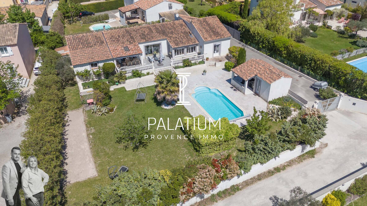 Maison à PELISSANNE