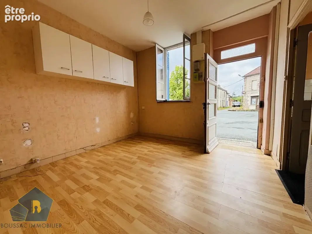 Maison 40 m² à Clugnat  - photo 2