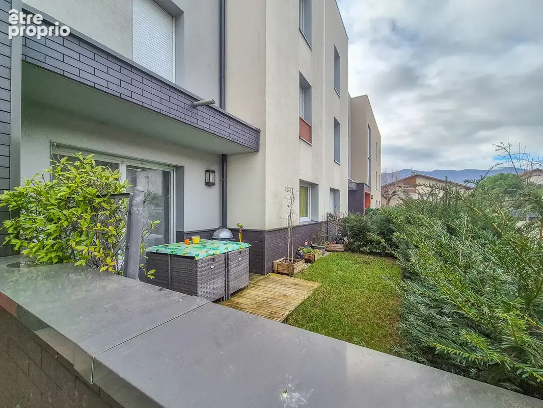 T2 40 m2 en rez-de-jardin avec garage - photo 6