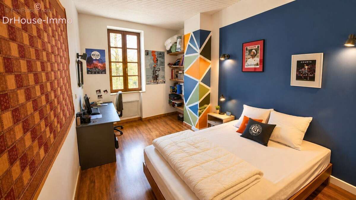 Maison 150 m² à Saint-Antonin-Noble-Val  - photo 25