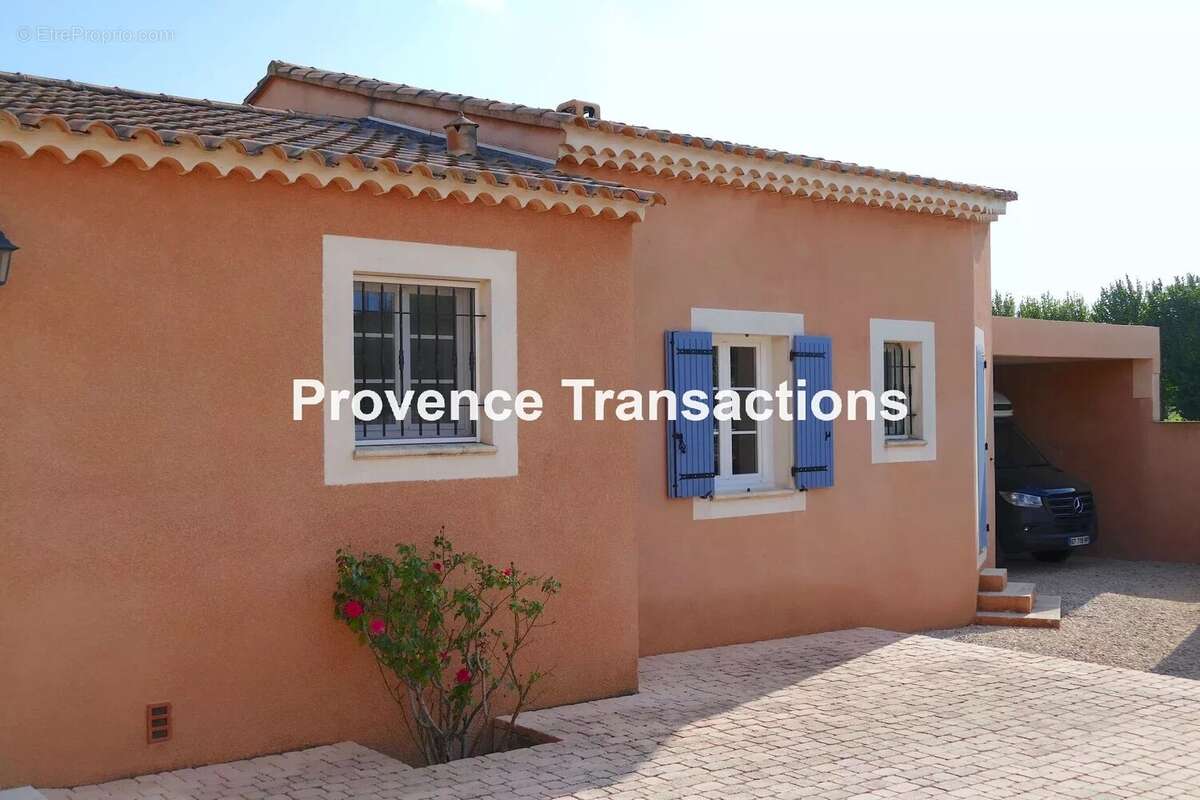 Très belle maison avec grandes dépendances - photo 21