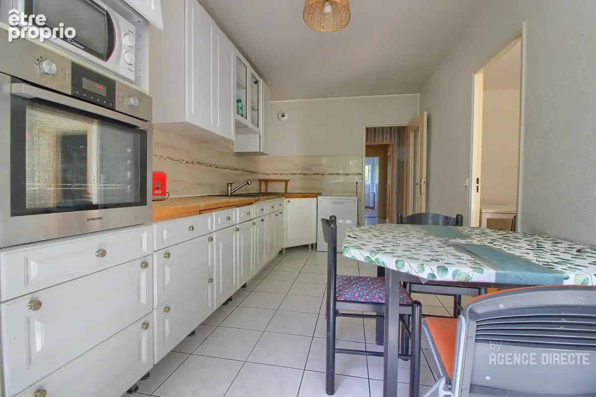 Appartement Rennes - T4/T5 - 89 m2 - balcon - cave et parking privatif - photo 8