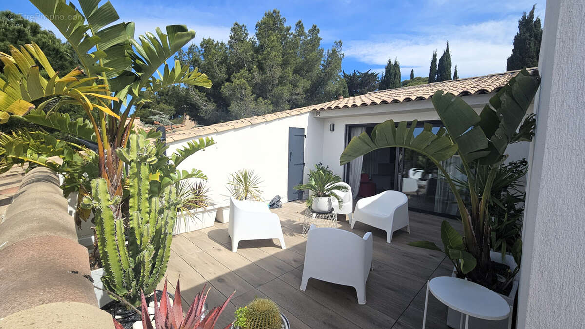 Appartement à SANARY-SUR-MER