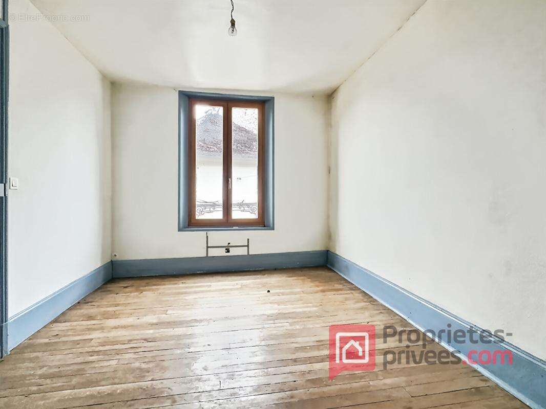 Maison Essoyes 6 pièce(s) 120 m2 - photo 2