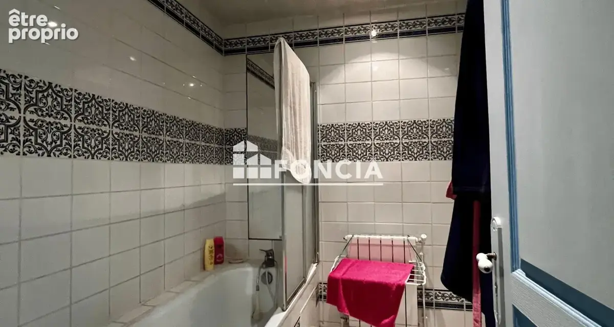 À VENDRE – Maison en pierre 85 m² – Secteur recherché Rue Saint-Jean - photo 4