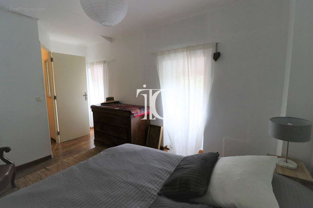 Maison à MOLIERES-SUR-CEZE