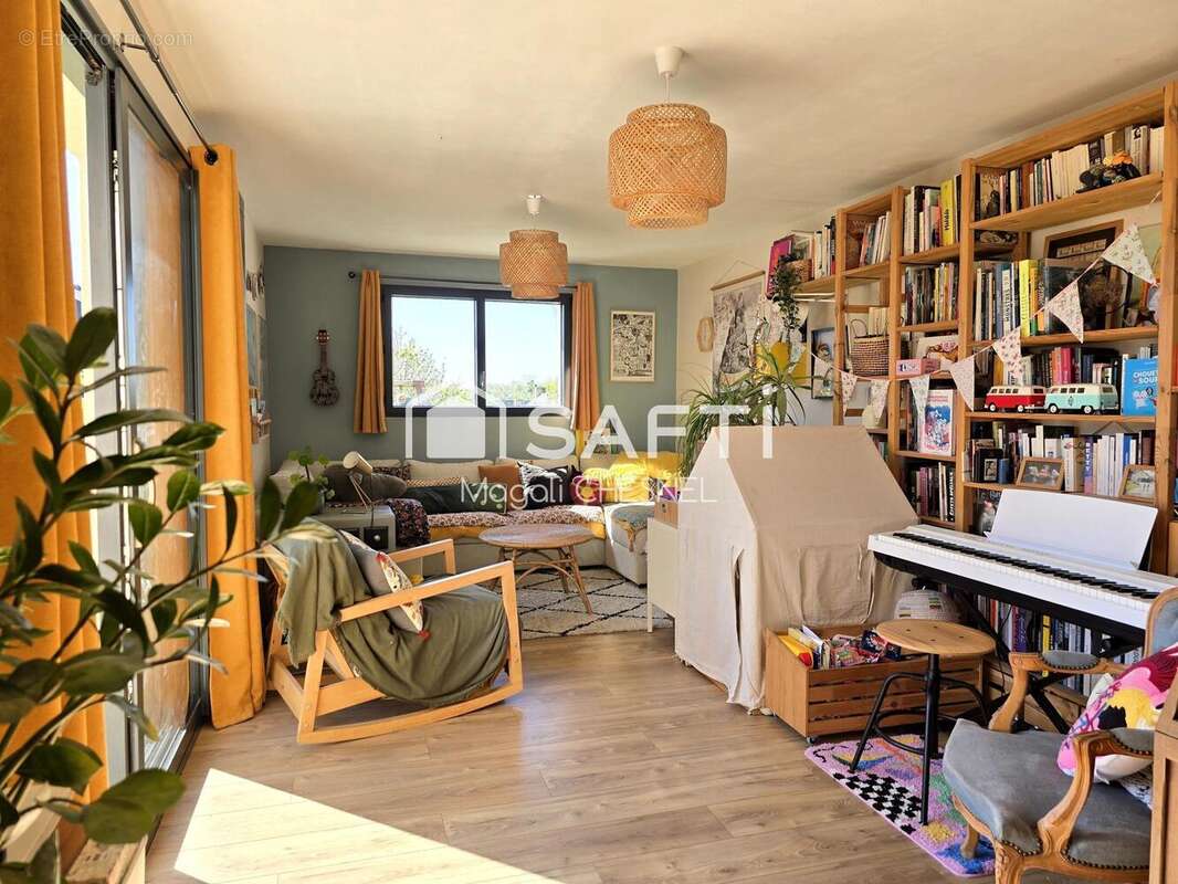 Maison 103 m² à Guipel  - photo 8