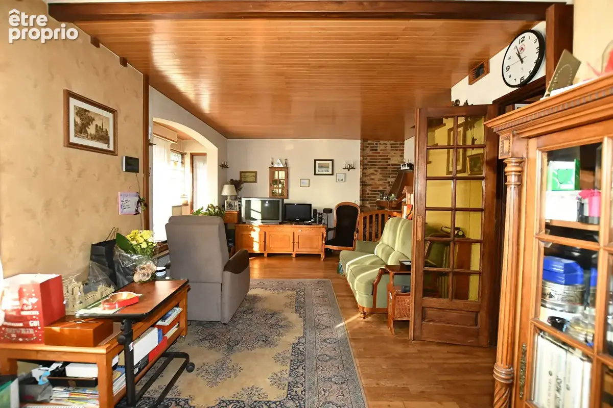 Maison Bois d'Arcy 6 pièces 106 m² hab - 140 m² utiles - 370 m²  de terrain - photo 5