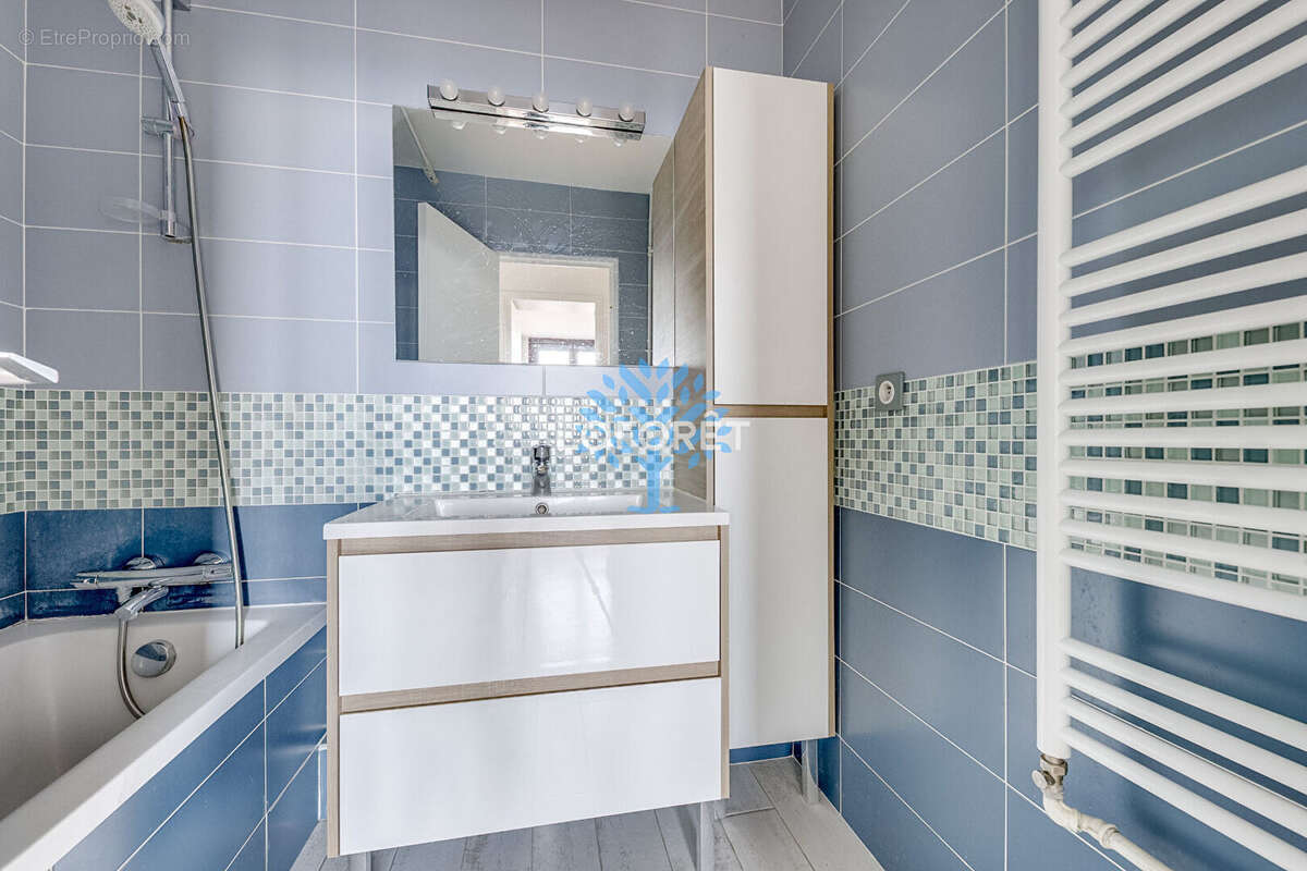 Appartement à FONTENAY-SOUS-BOIS