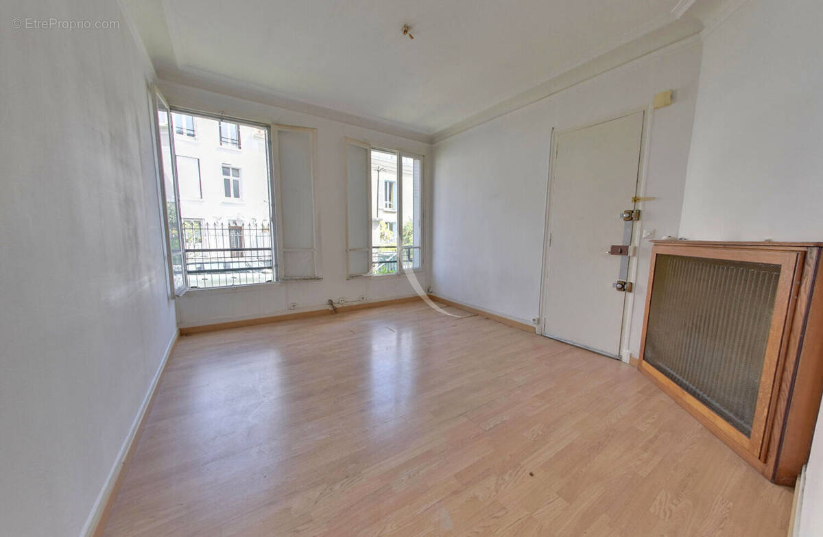 Appartement à LE PERREUX-SUR-MARNE