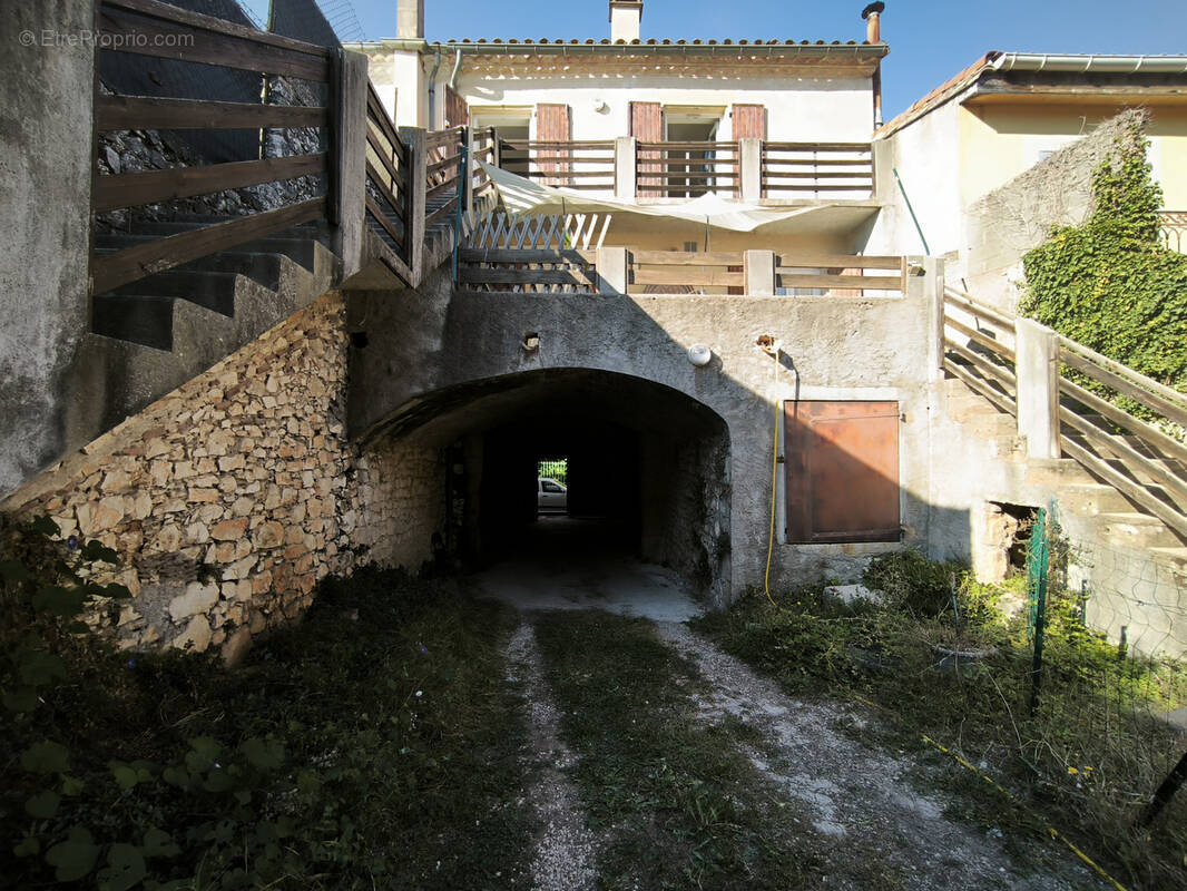 Appartement à SAINT-GENIES-DE-MALGOIRES