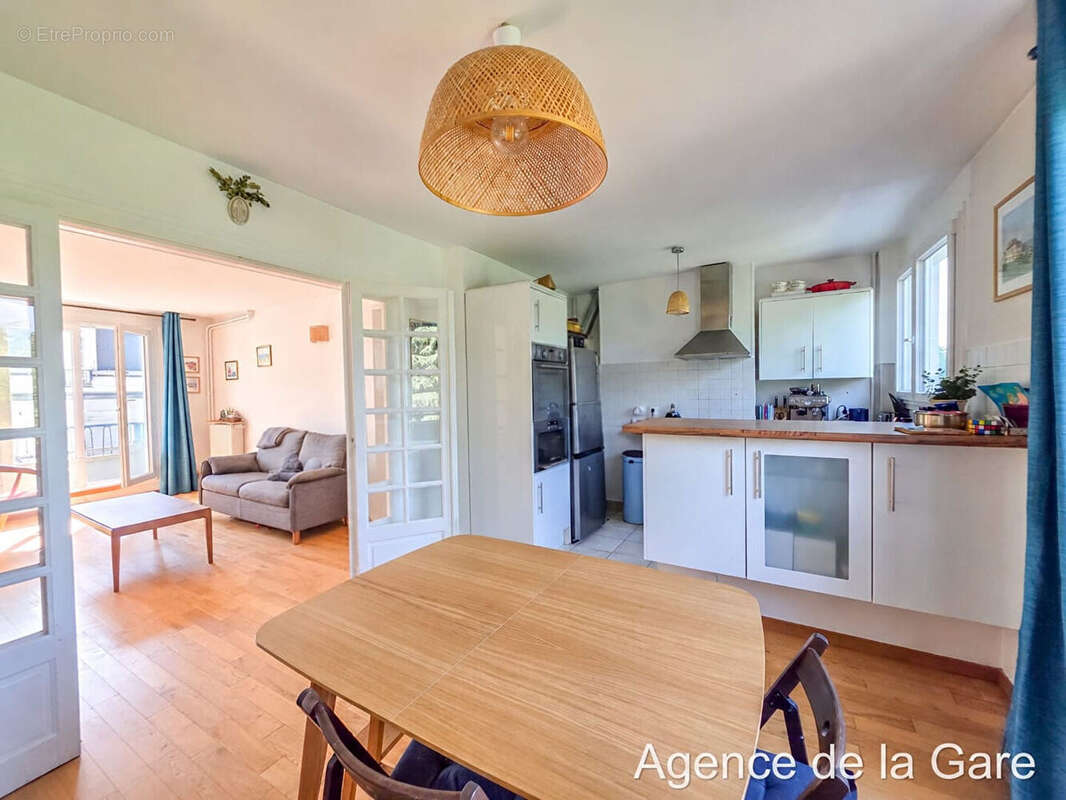Appartement à MAISONS-LAFFITTE