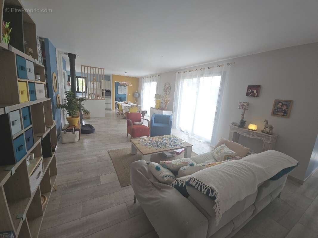 Maison à AIXE-SUR-VIENNE