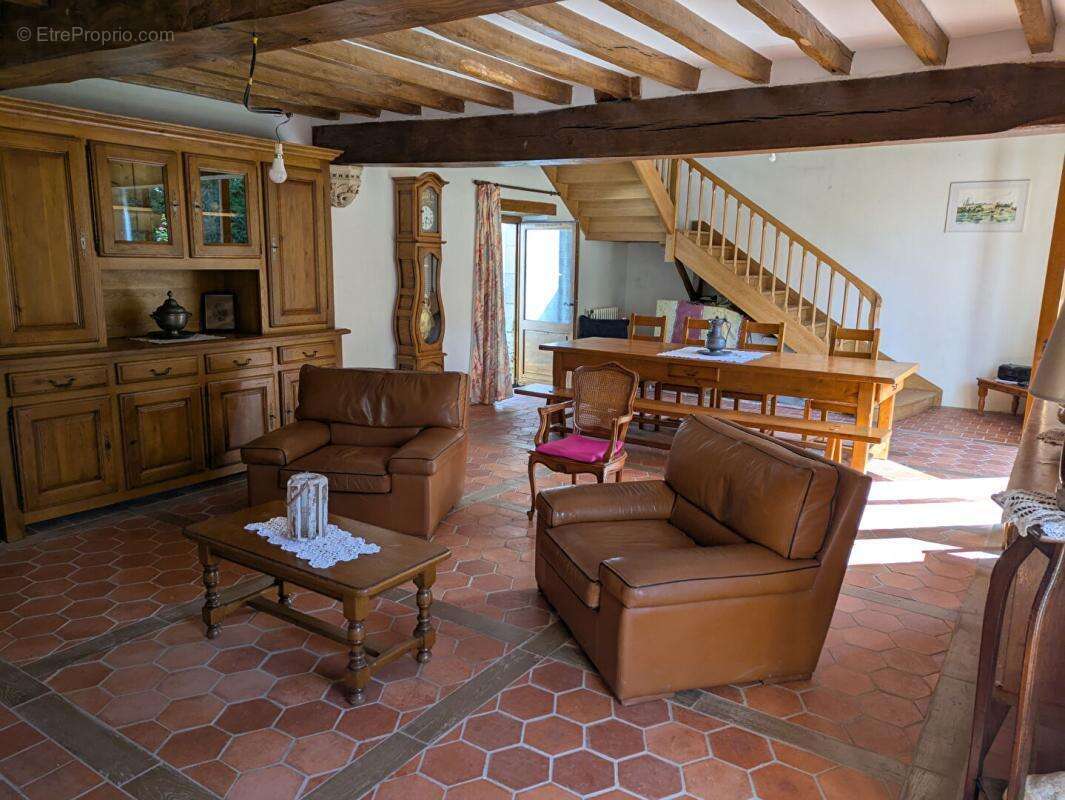 Maison Couargues 3 pièce(s) 140 m2 - photo 2