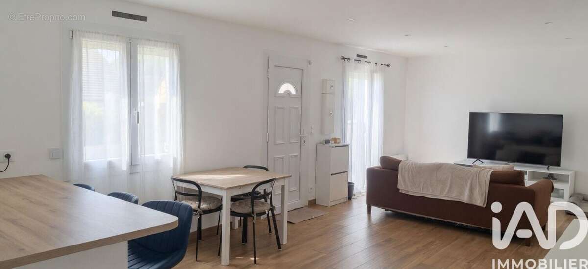 Maison 77 m² à Charny  - photo 2