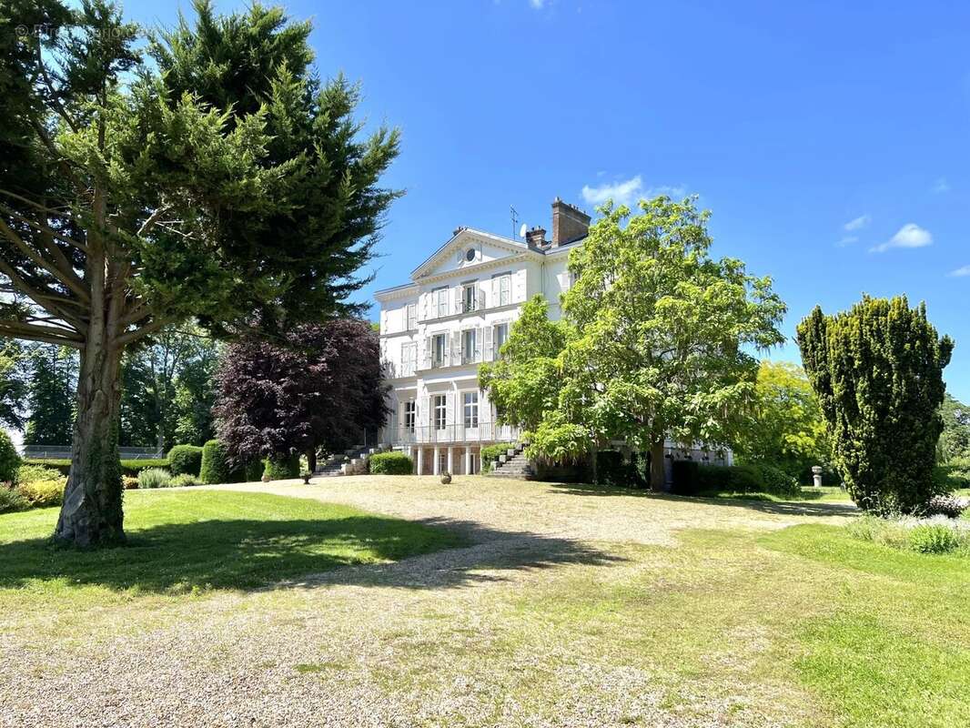 Appartement F4 de 118 m2 avec Parking, Piscine, Tennis - photo 12