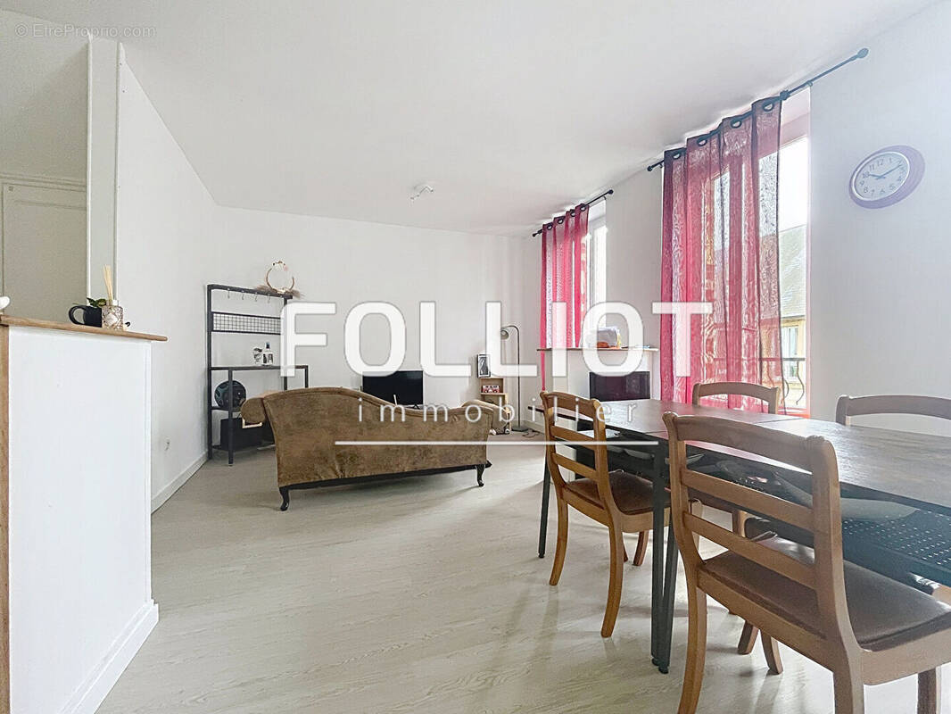 Appartement à CAUMONT-L'EVENTE