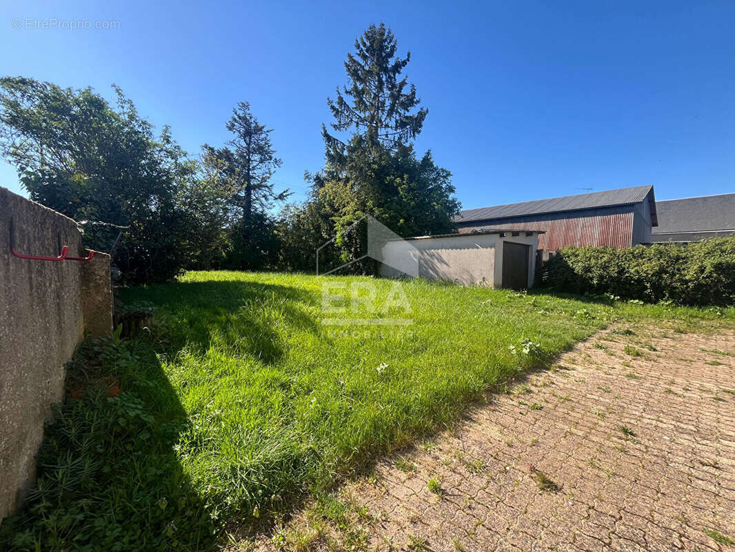 Maison à VILLEBAROU