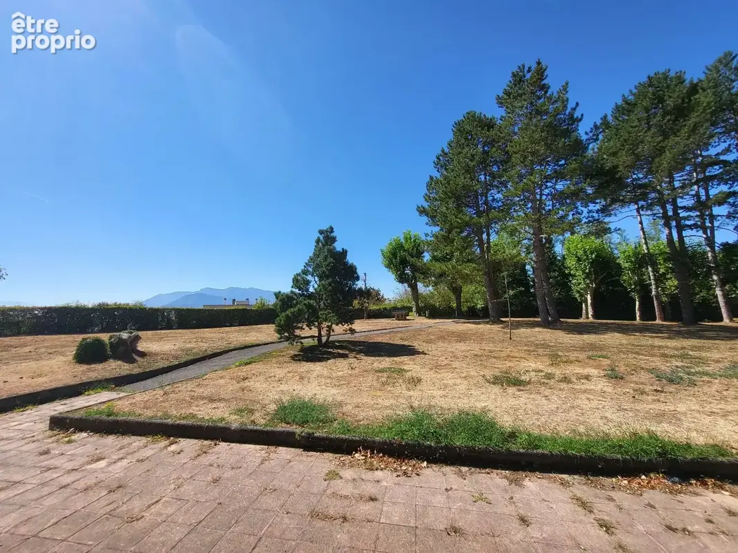 VOIRON – Appartement 5 pièces rénové avec vue panoramique - photo 20