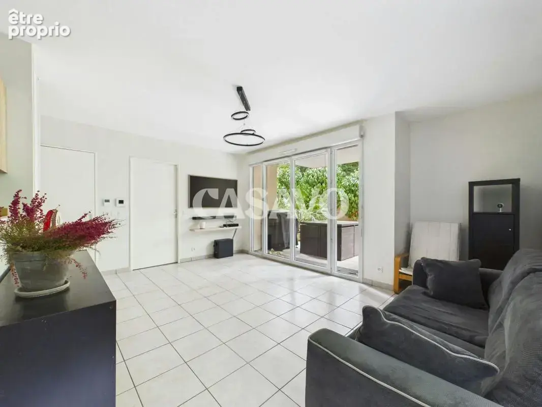 Appartement à SAINT-CYR-AU-MONT-D'OR
