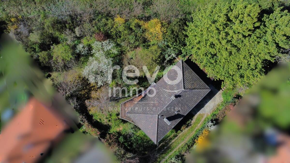 Maison à RILLIEUX-LA-PAPE