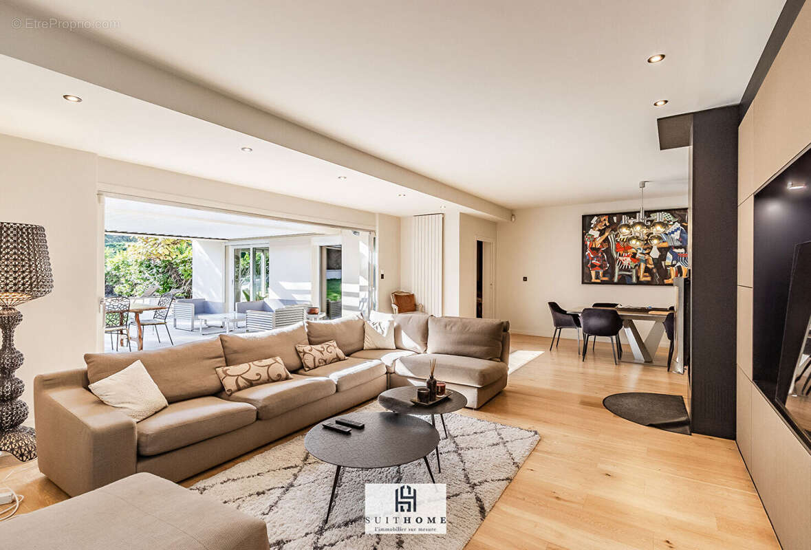 Maison à SAINT-DIDIER-AU-MONT-D'OR