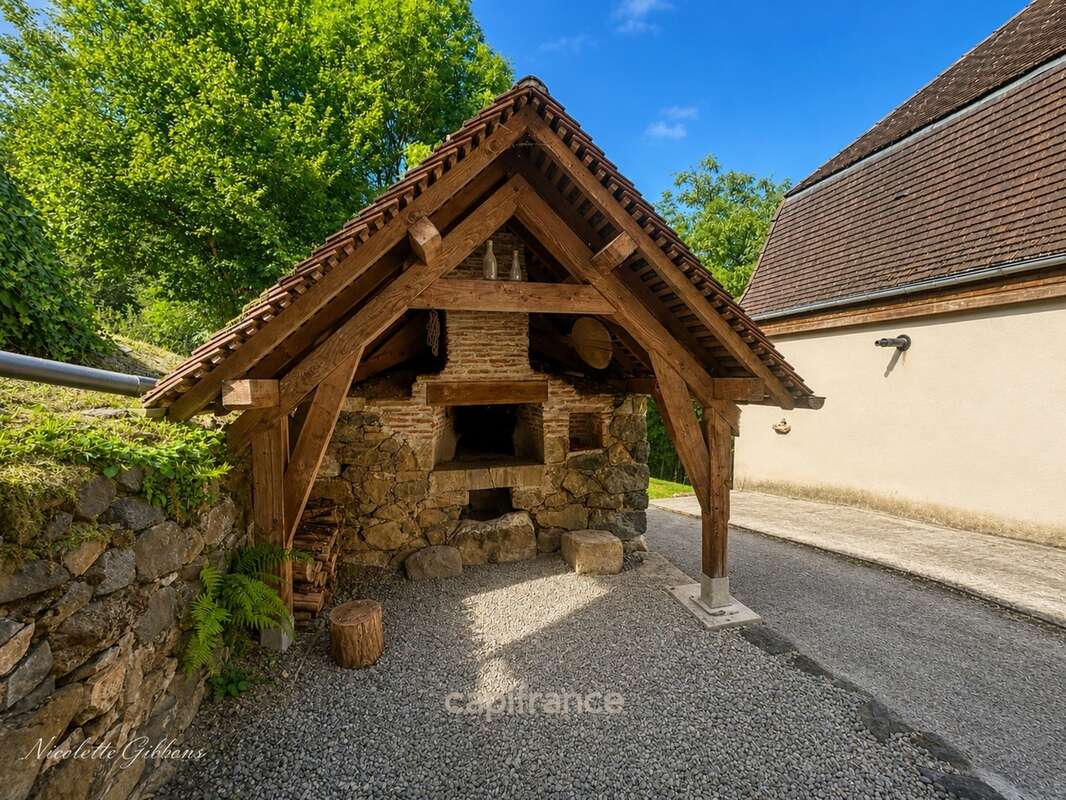 Domaine avec Trois Gîtes, Deux Sources Naturelles, Deux Piscines et 6 Hectares aux Portes de Beaulieu-sur-Dordogne - photo 53