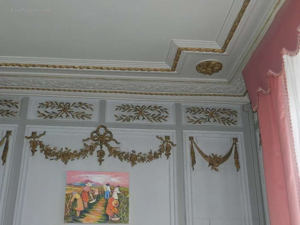 Maison à SAINT-PIERRE-SUR-DIVES