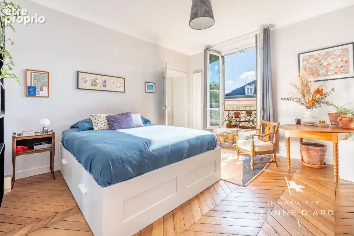 Versailles – place hoche – appartement familial 94 m² –  3e étage sur 4 - 3 chambres  – cave -  local vélo - photo 8