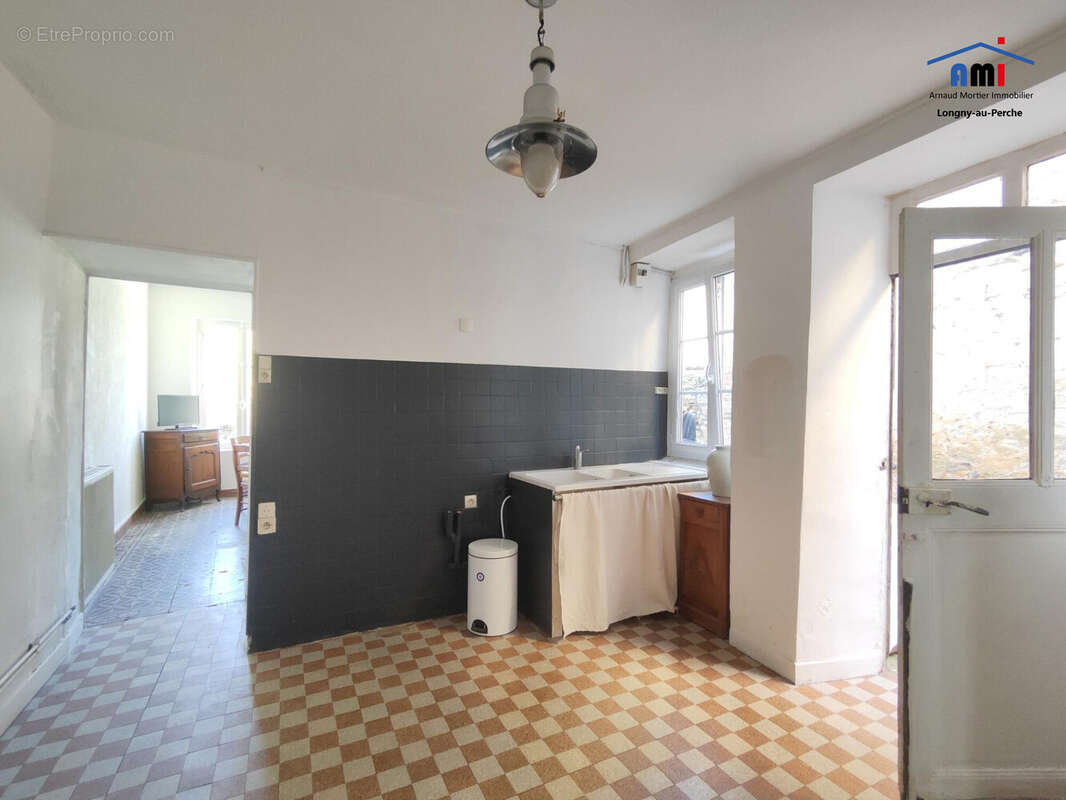 Maison à LONGNY-AU-PERCHE