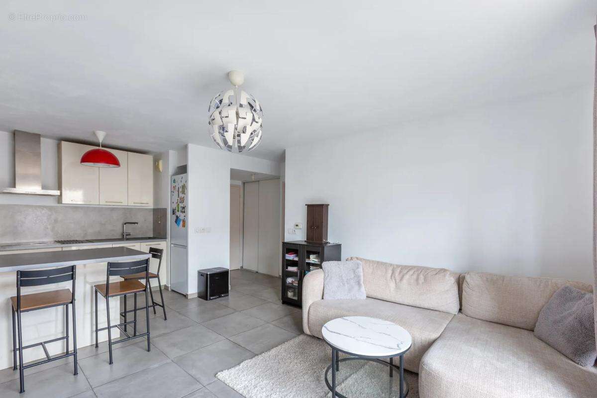 Appartement à BRON