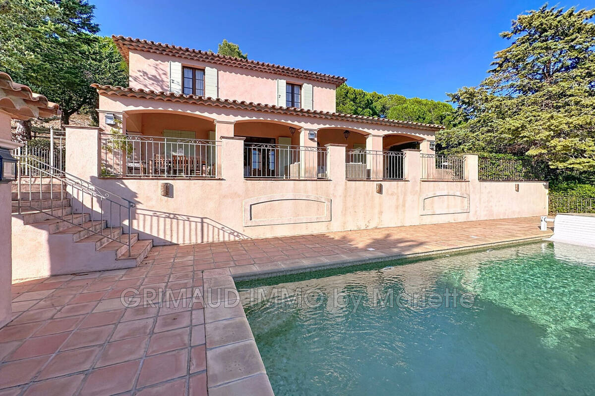 Maison à PLAN-DE-LA-TOUR