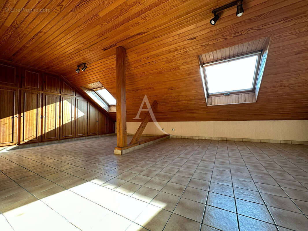 Appartement à MAYENNE