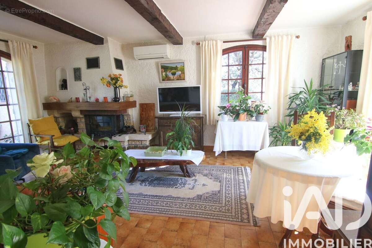 Photo 5 - Maison à MEOUNES-LES-MONTRIEUX