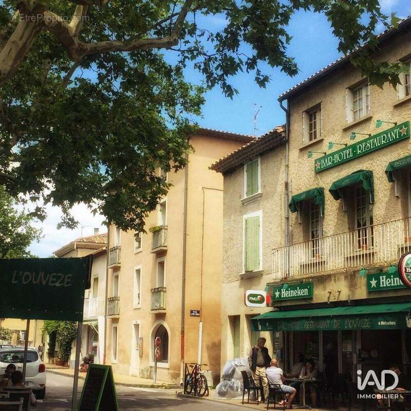 Photo 2 - Commerce à BEDARRIDES