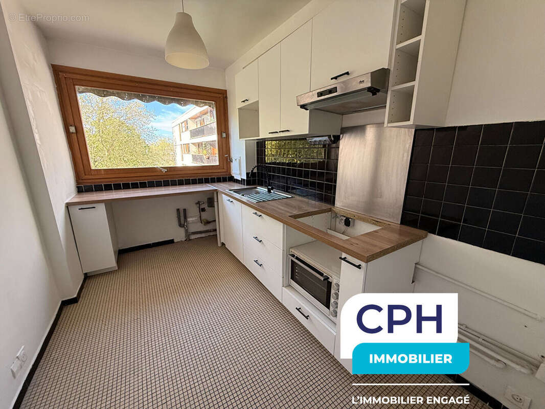 Appartement à LA CELLE-SAINT-CLOUD