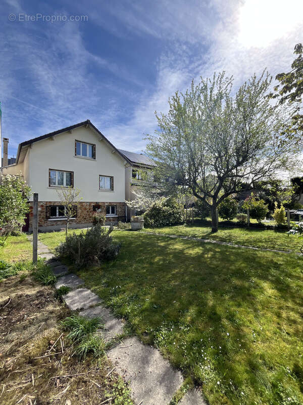 Maison à TREMBLAY-EN-FRANCE