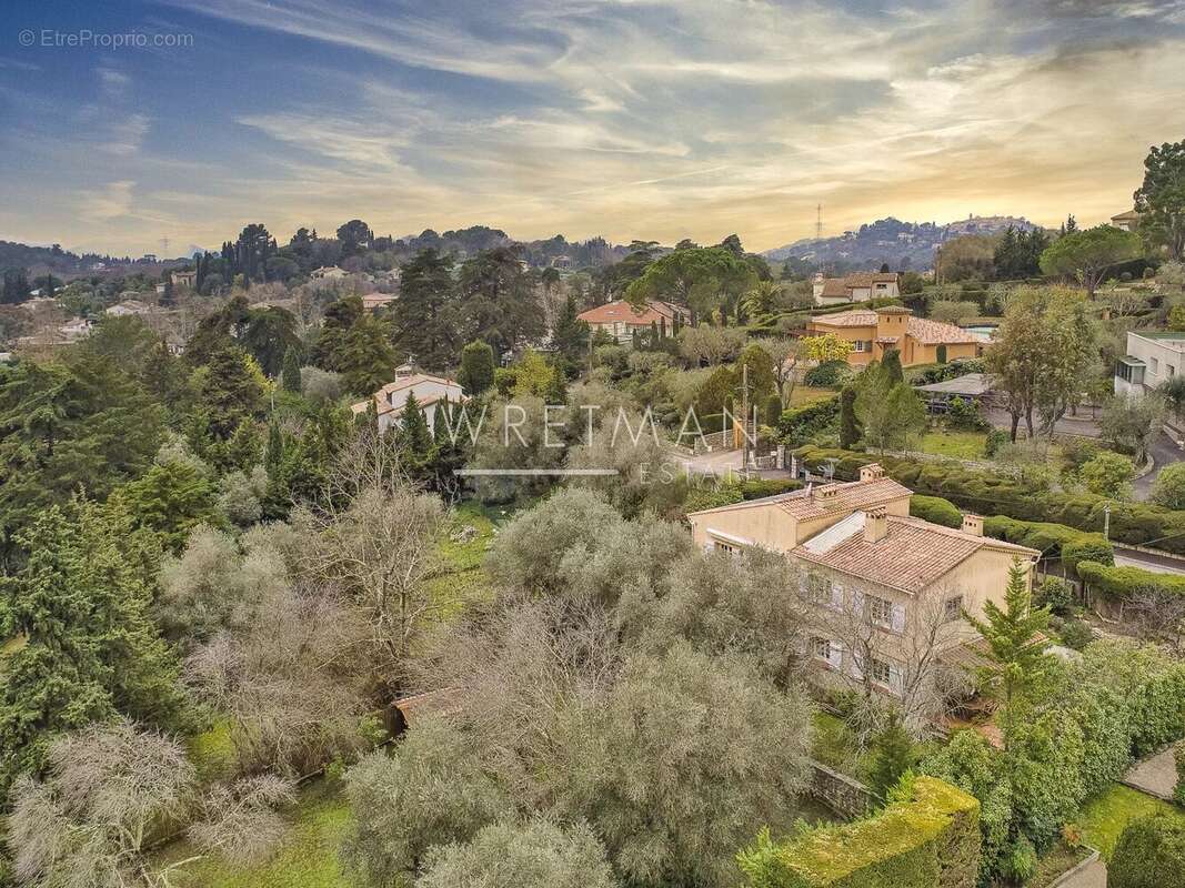 Villa au calme dans un domaine fermé à pied de commerces - Mougins - photo 30