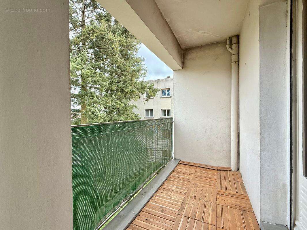 Appartement à CHENOVE