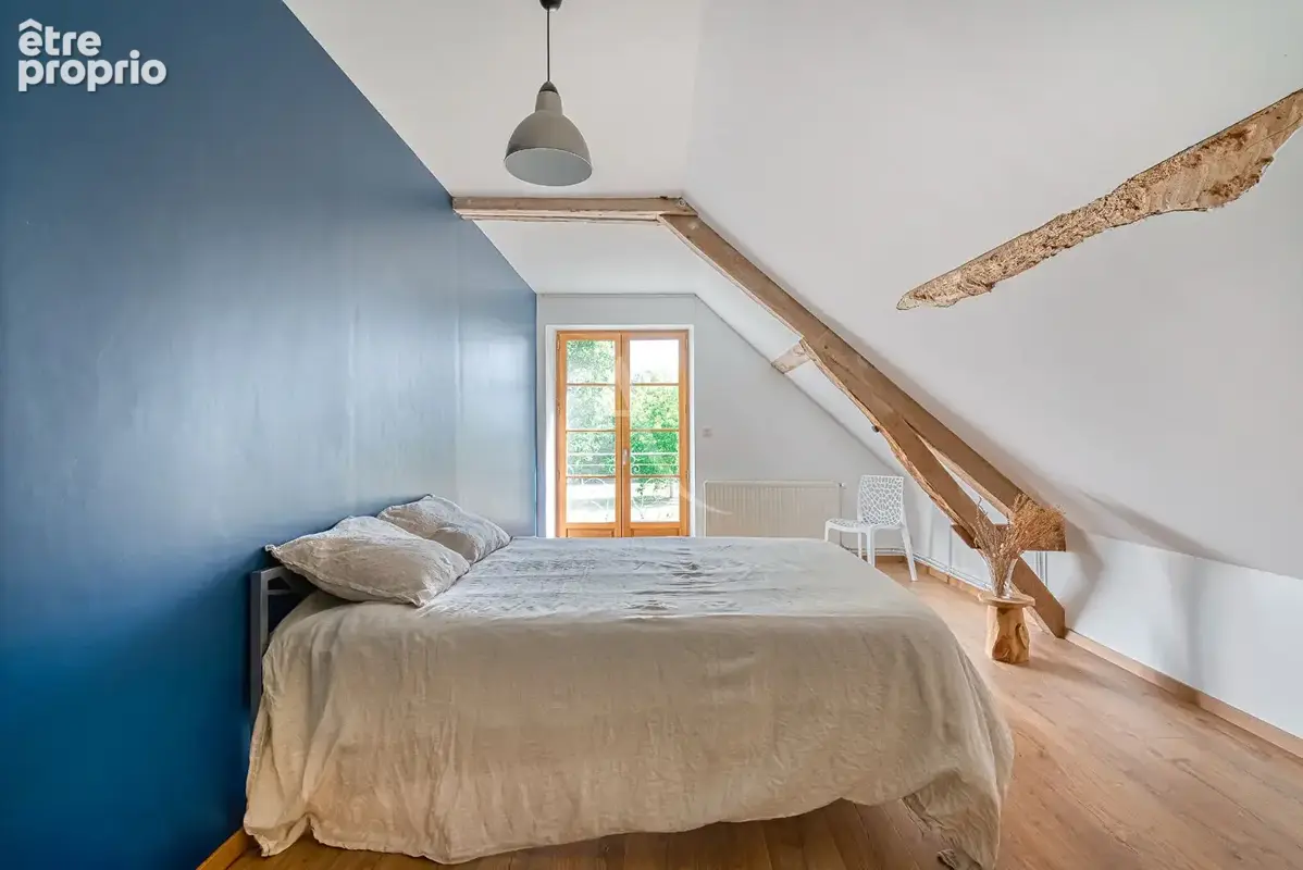 Bien d'exception au coeur d'Écuillé - plus de 300 m² rénovés avec des prestations remarquables - photo 12