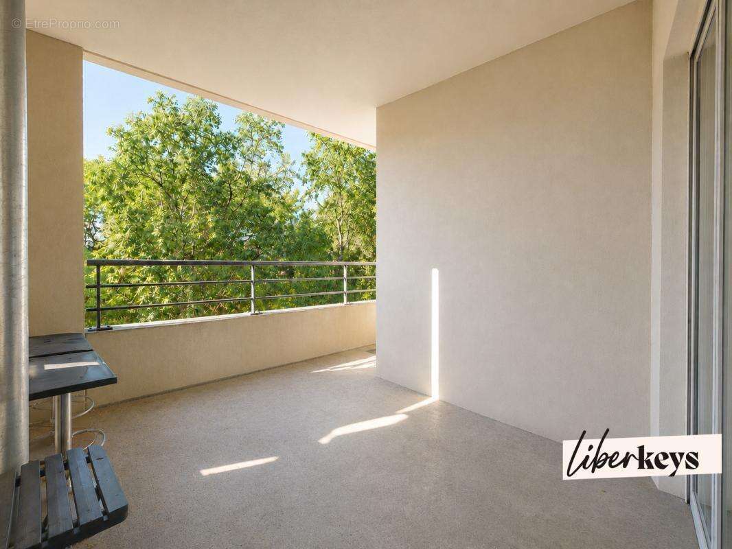 T3 avec balcon vue Canal du Midi – Parking couvert privatif – Toulouse Ponts-Jumeaux - photo 2