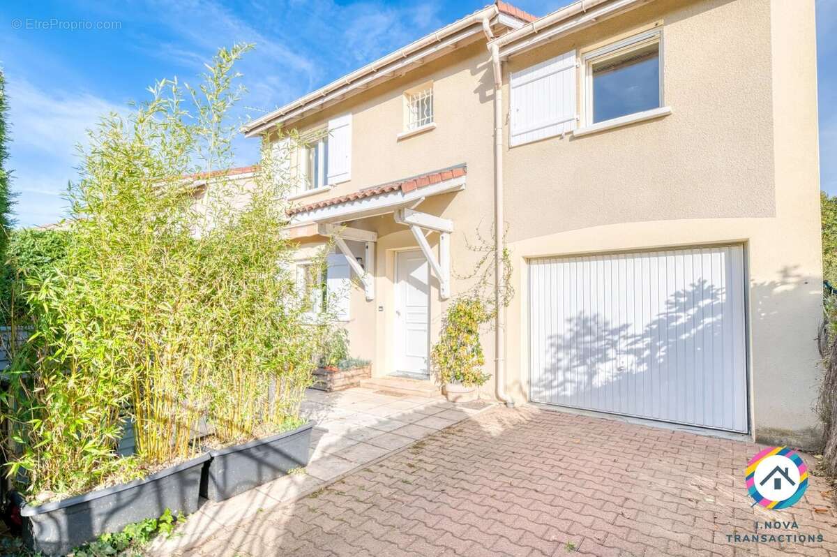 Maison à VILLEFRANCHE-SUR-SAONE