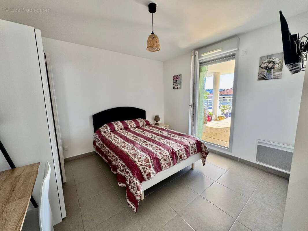 Appartement à MANDELIEU-LA-NAPOULE