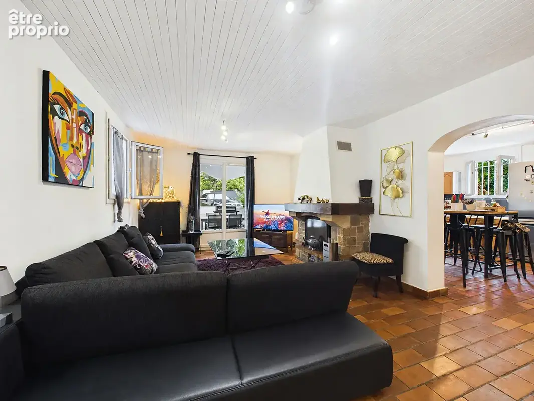 Maison familiale de 126 m2 avec 4 chambres et jardin arboré de 1 208 m² - photo 8