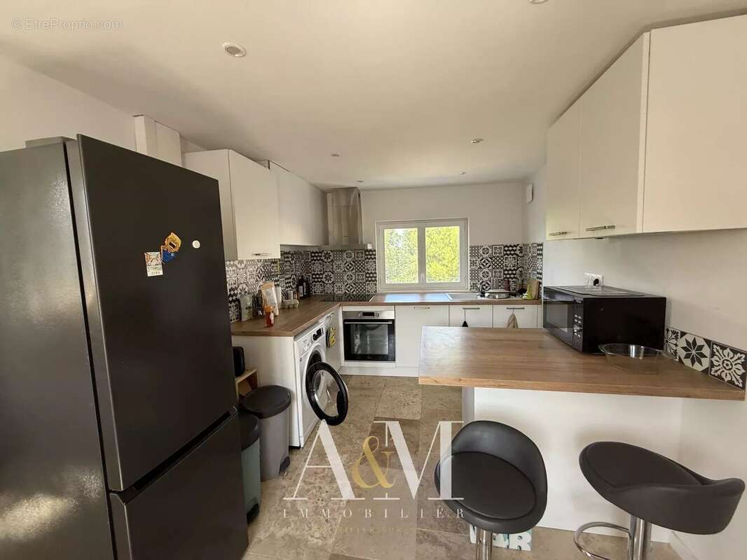 Appartement à ORNAISONS