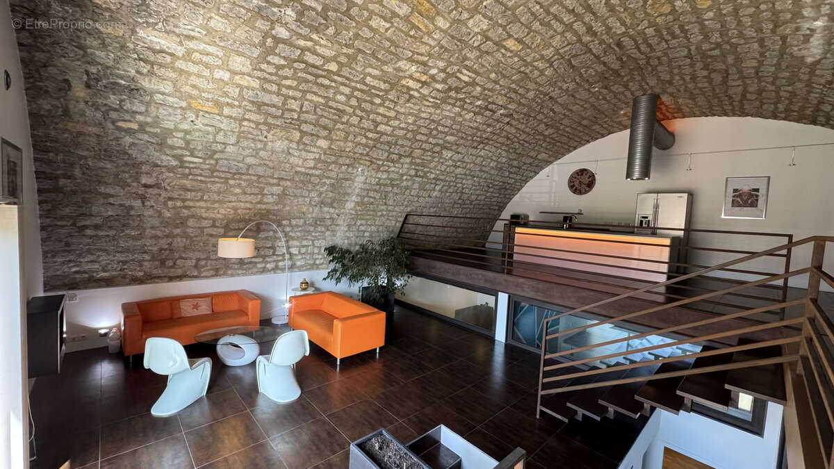 Appartement à AIX-LES-BAINS