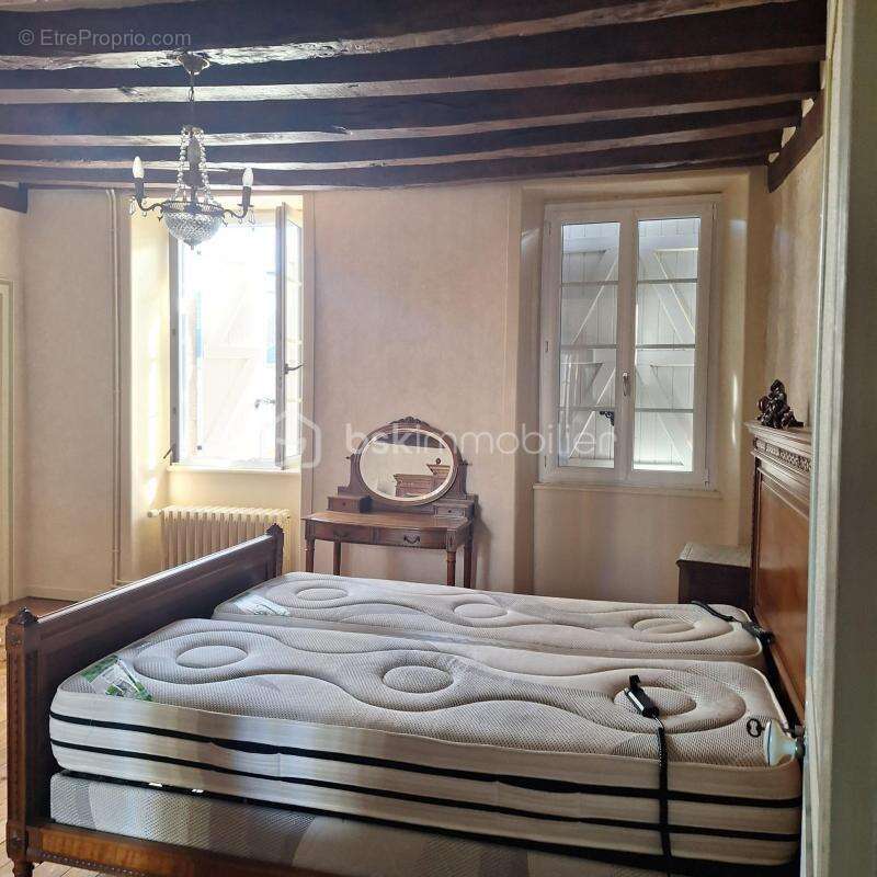 Maison à MARTIGNE-SUR-MAYENNE