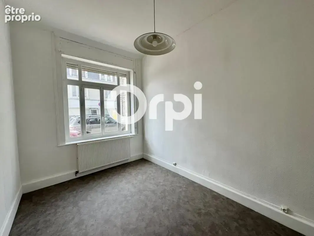 ORPI Porte Neuve, à Vendre : Appartement avec terrasse vendu loué - Quartier du Dernier - photo 4