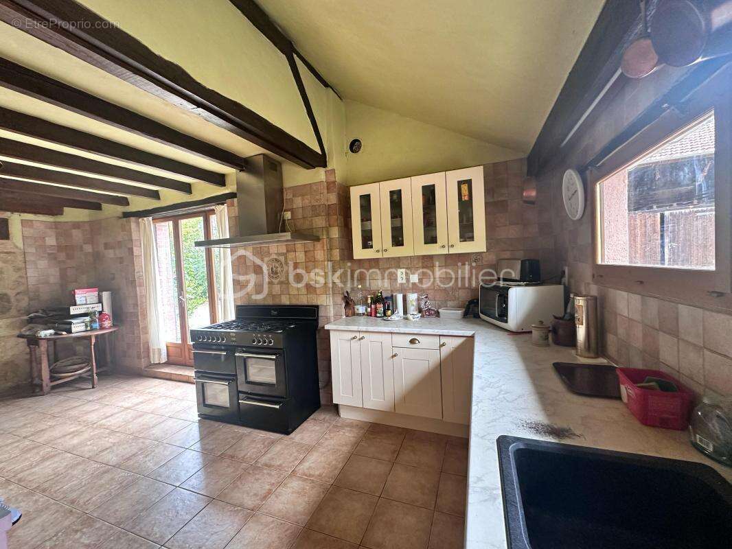 Superbe domaine gersois avec deux maisons, idéale pour de la location ou pour une activité type chambre d'hôtes ou autre - photo 17