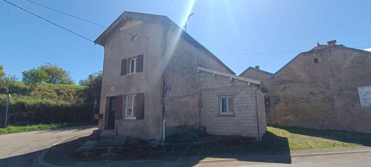 Maison à BROTTE-LES-LUXEUIL